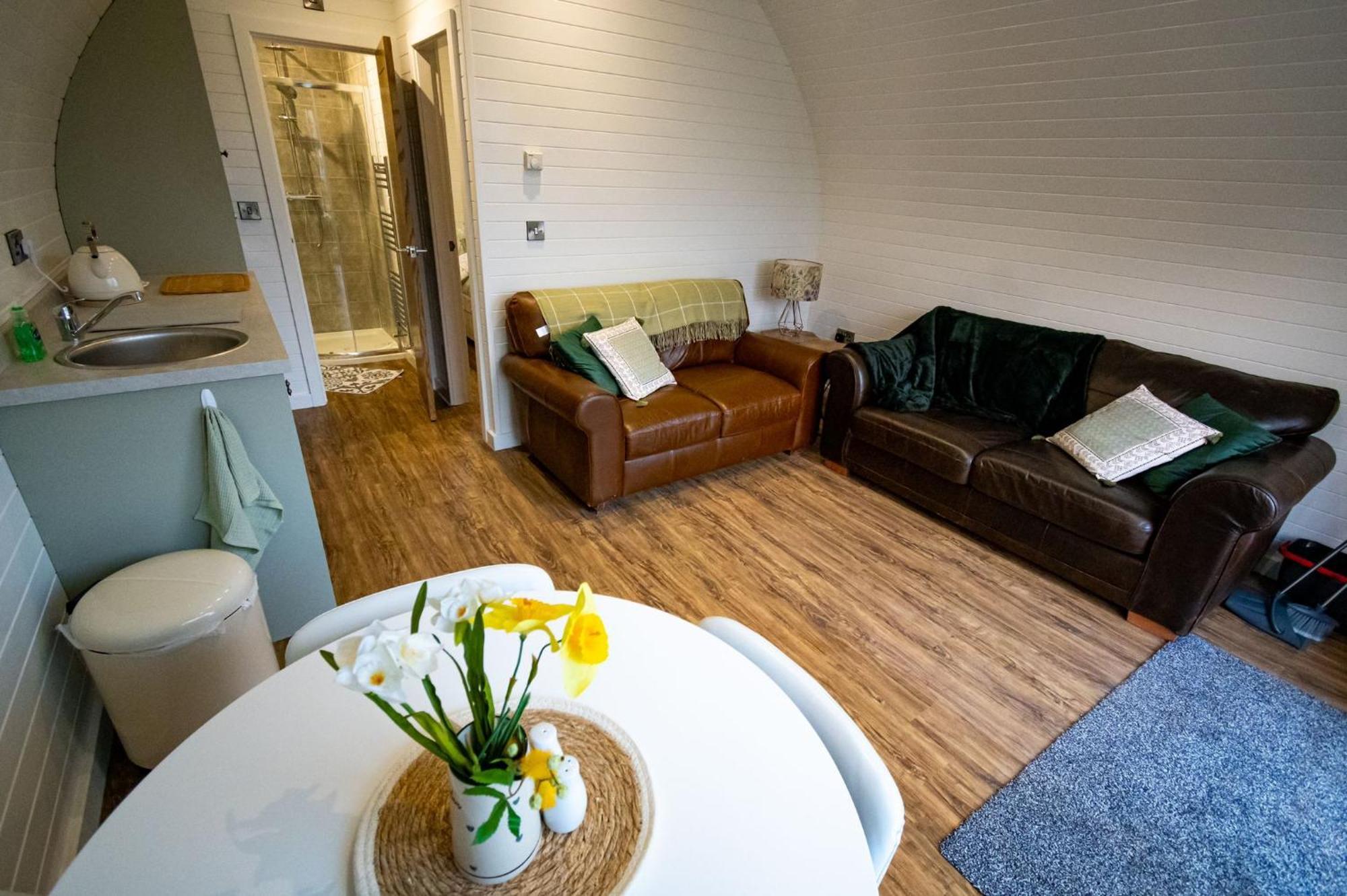 Beech Pod Cabin In Beautiful Surroundings Wrexham Ngoại thất bức ảnh